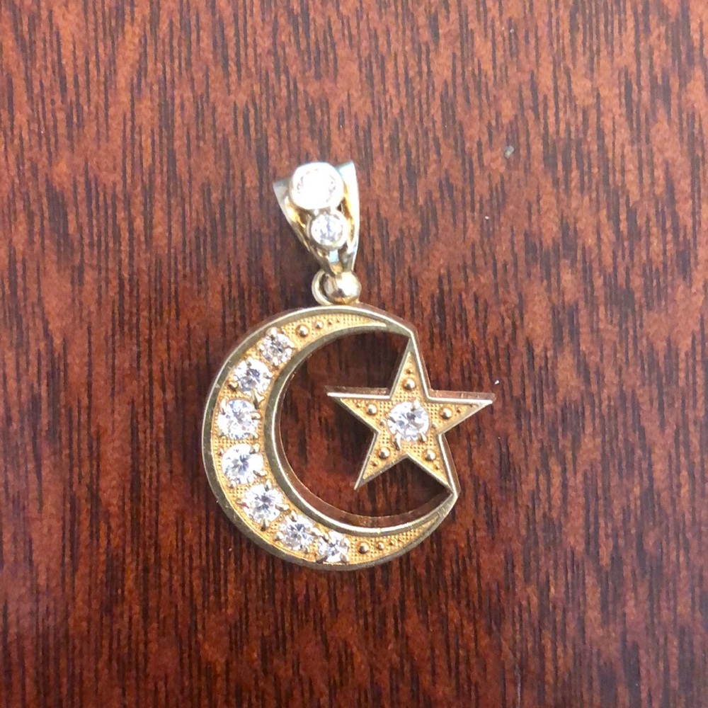 10k Moon and star charm
